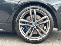 BMW 3 Series Photo 5