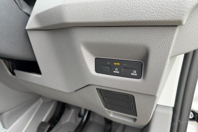 VOLKSWAGEN Crafter Photo 37