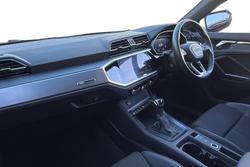AUDI Q3 Photo 2