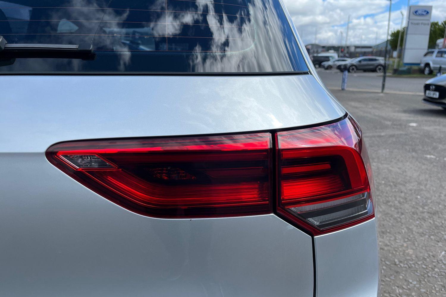 Volkswagen GOLF Photo 39