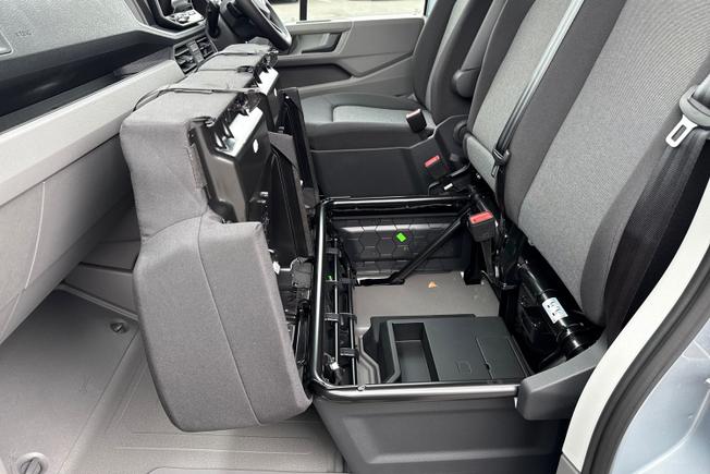 VOLKSWAGEN Crafter Photo 37
