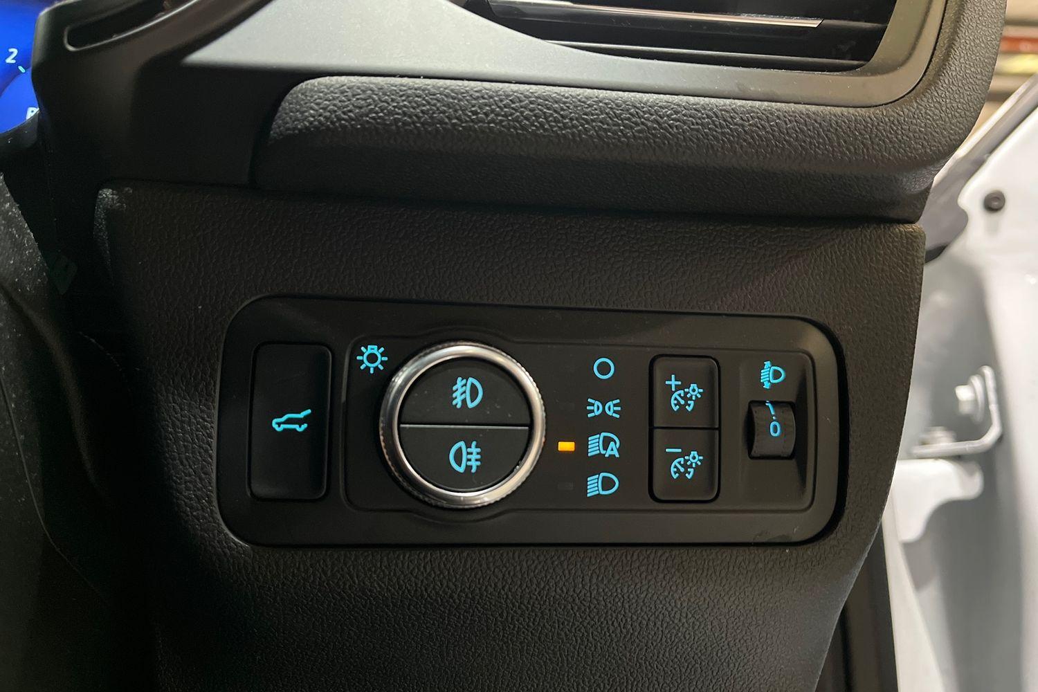 Ford KUGA Photo 25