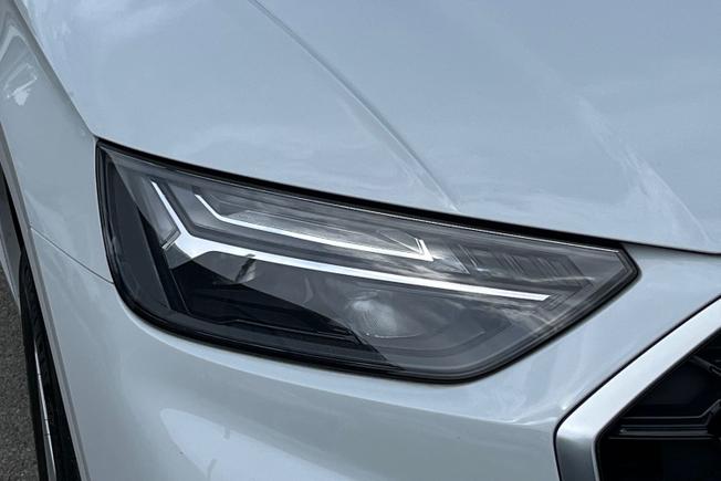 AUDI Q5 Photo 19