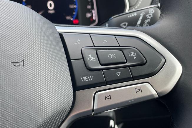 VOLKSWAGEN T-Cross Photo 17