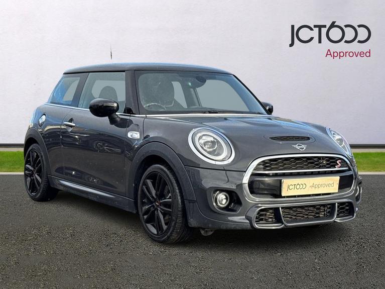 Used 2019 MINI Hatch 2.0 Cooper S Sport Hatchback 3dr Petrol Steptronic Euro 6 (s/s) (192 ps) Grey at JCT600