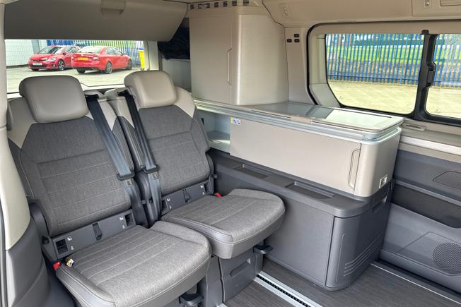 VOLKSWAGEN California Photo 9