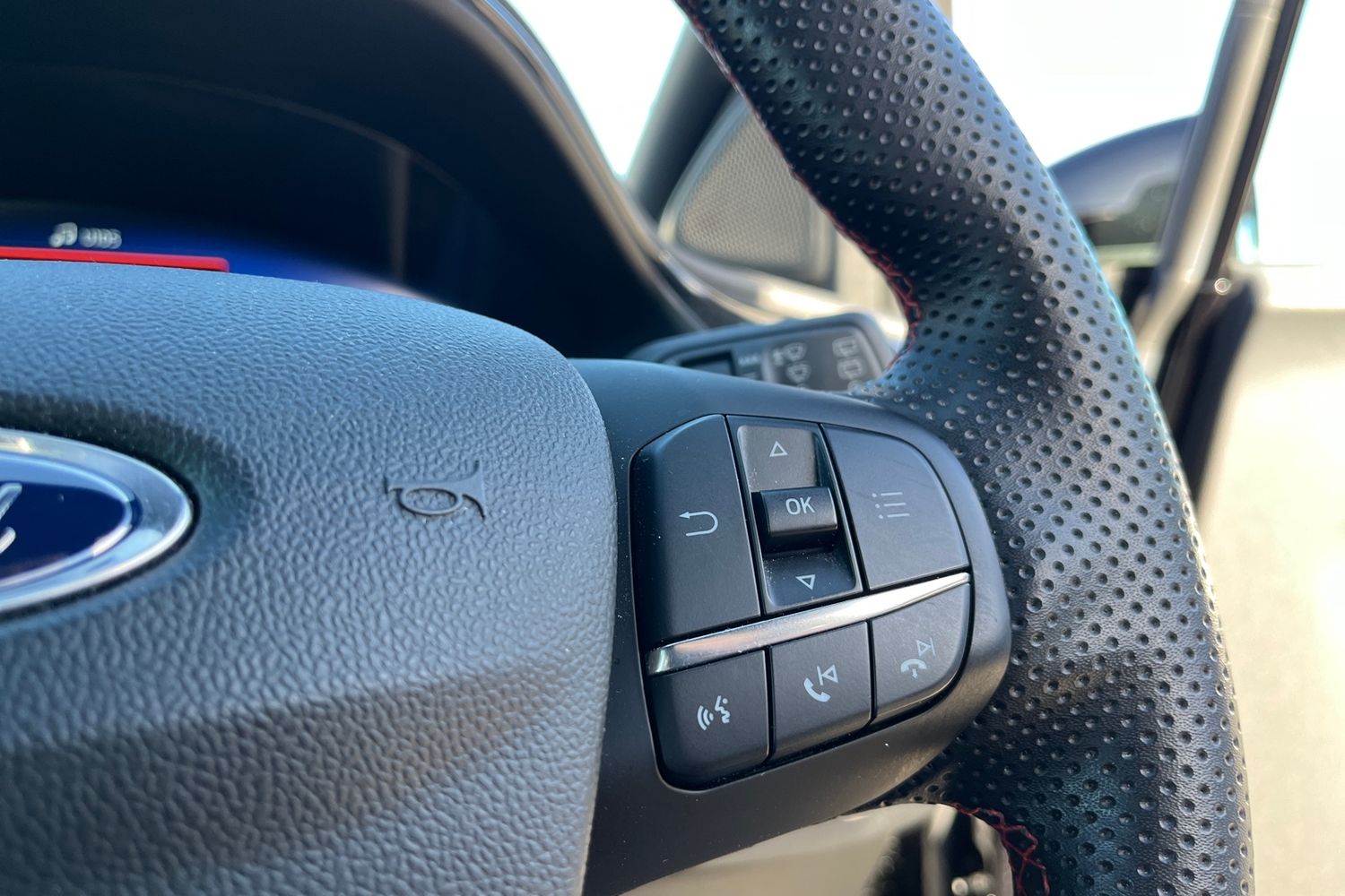 Ford PUMA Photo 25