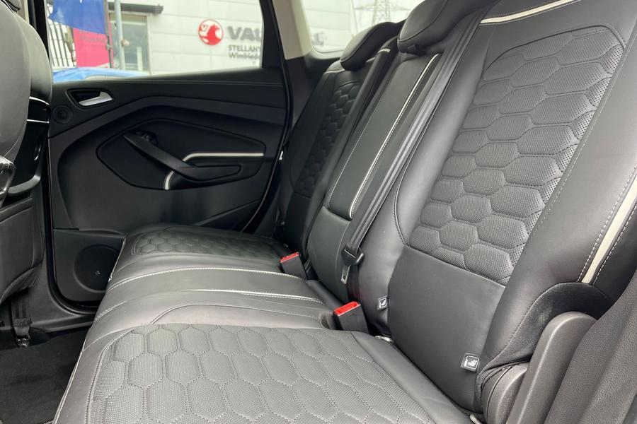 Ford KUGA Photo autoimg-297fe2db1aad66a9d7addaac18294b3367e0a557.jpg