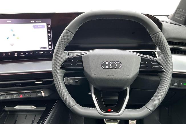 Audi Q3 Photo 11