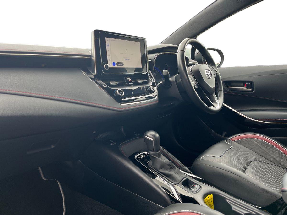 Toyota Corolla Photo 2