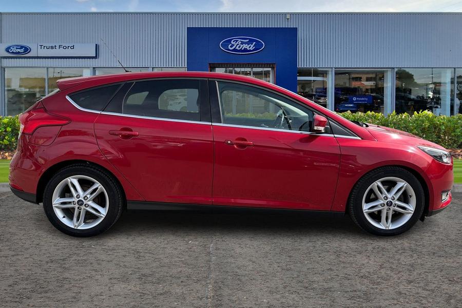 Ford FOCUS Photo autoimg-298dcce8c8ad6c4edd7edc38efe4ceeb0d8d11df.jpg