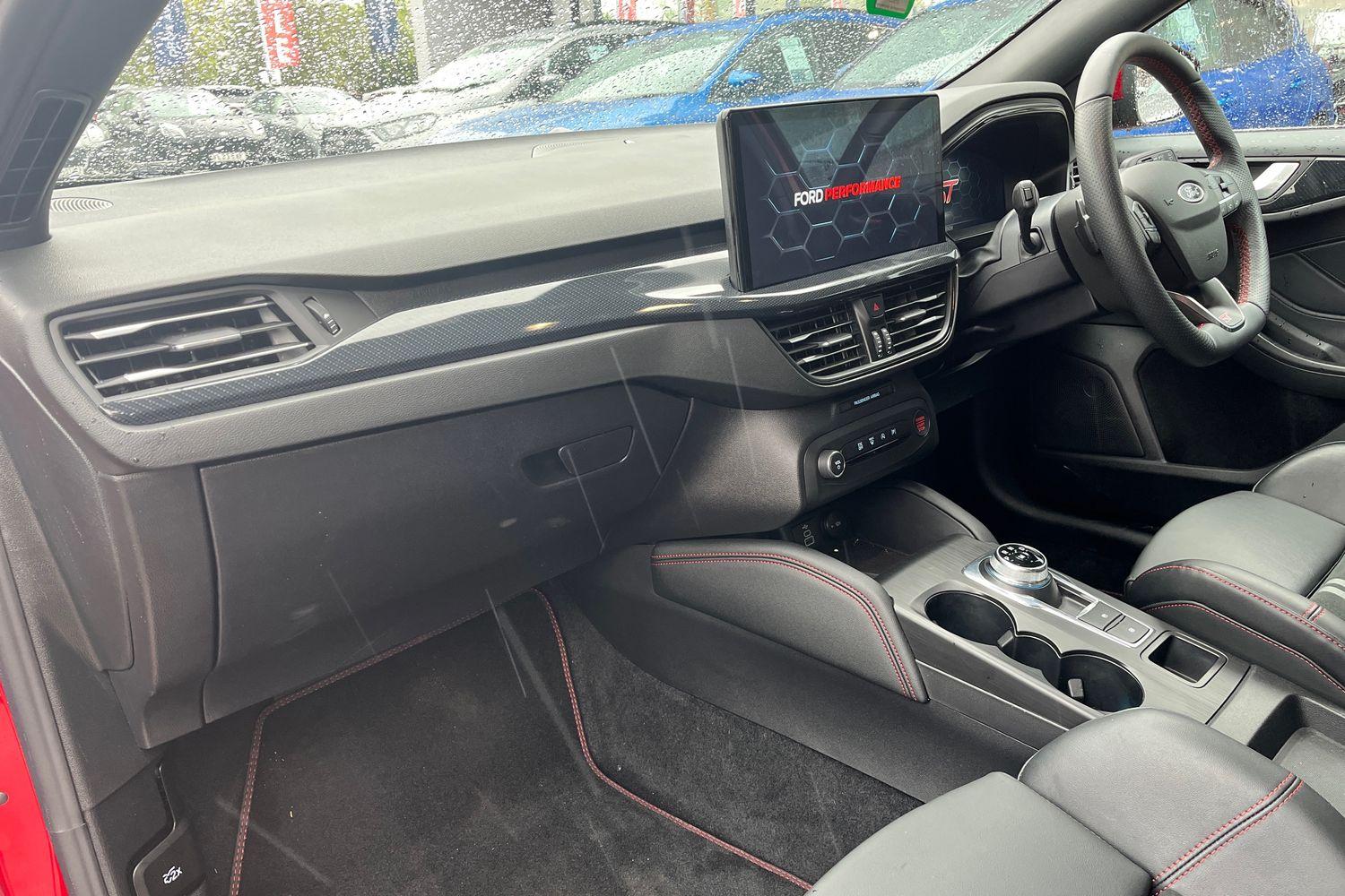 Ford FOCUS Photo 17