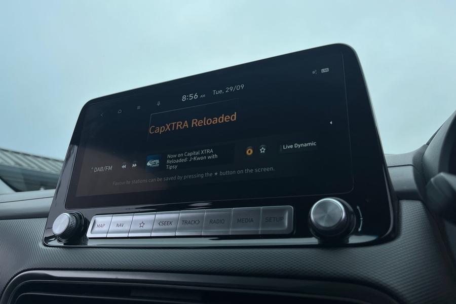 Hyundai KONA Photo autoimg-29980766f3b4003fa4eff43a30a0ca57467e3931.jpg