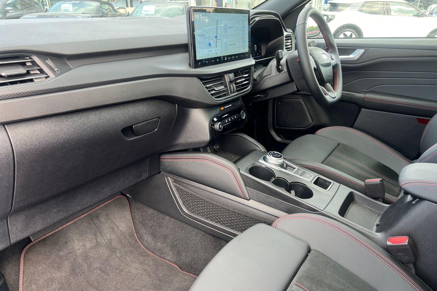 Ford Kuga Photo 17