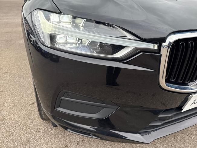 VOLVO XC60 Photo 30