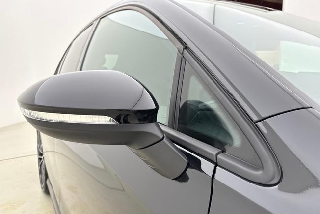 VOLKSWAGEN Golf Photo 20