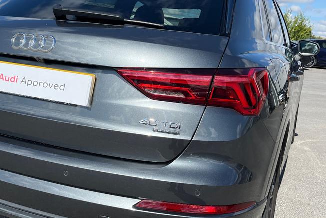 AUDI Q3 Photo 18