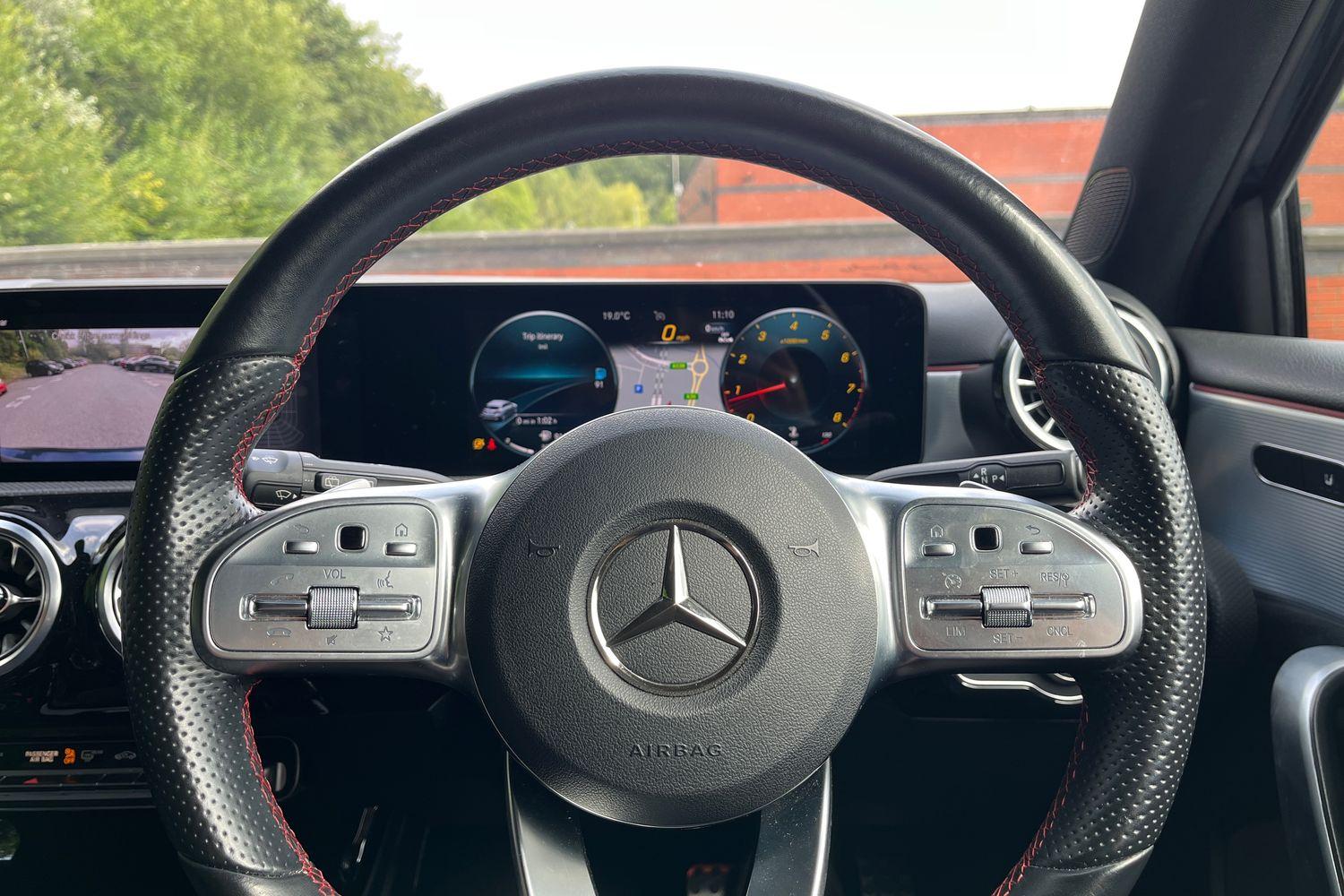 Mercedes-Benz A Class Photo 11