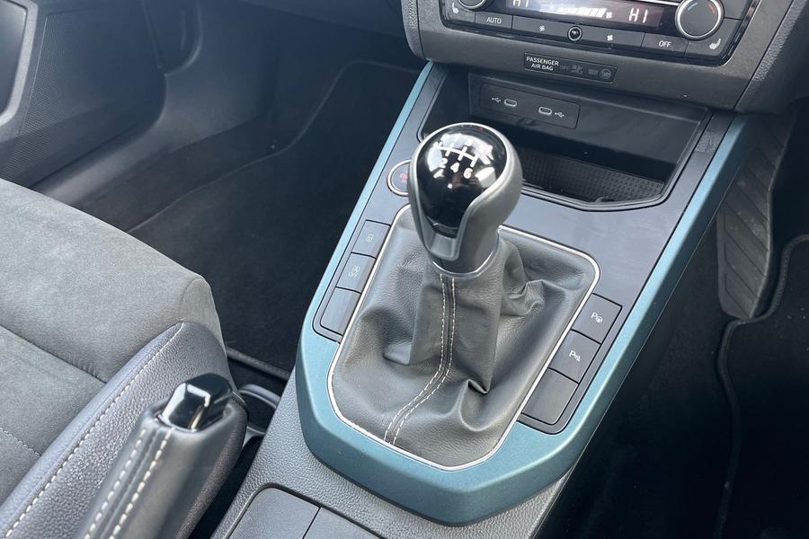 SEAT ARONA Photo autoimg-29b77b66cb070fe753665fa3f1c2ec47fca3fc69.jpg