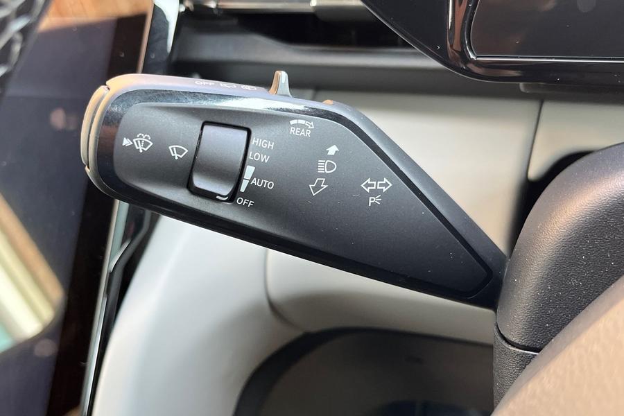 Ford Explorer Photo autoimg-29b83f36e82e0afe5ba7f8202d702af5ecf4bbe1.jpg
