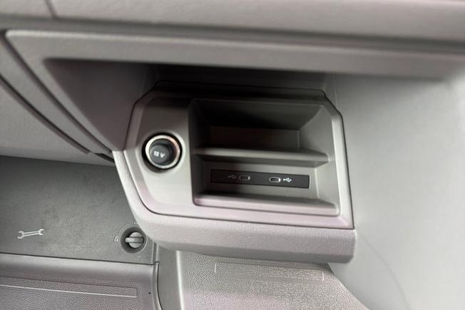 Volkswagen Crafter Photo 48