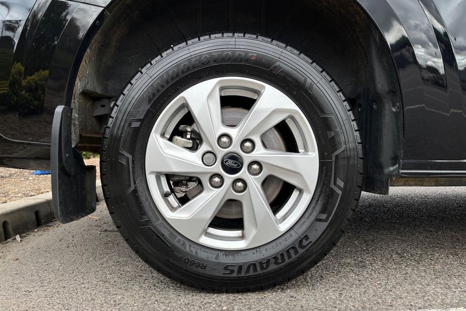 Used Ford TRANSIT CUSTOM WV75SCX 24