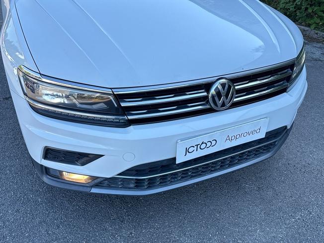 VOLKSWAGEN Tiguan Photo 32
