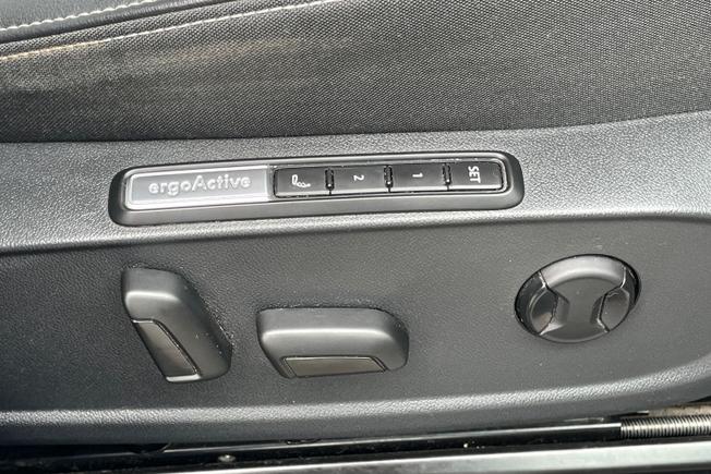 VOLKSWAGEN ID.3 Photo 37