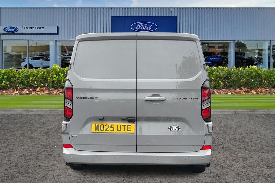 Used Ford TRANSIT CUSTOM 13
