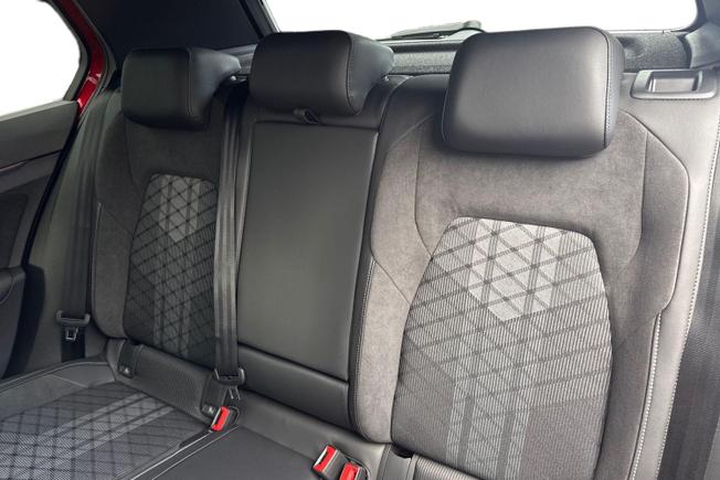 VOLKSWAGEN Golf Photo 9