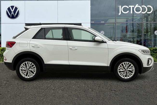 Volkswagen T-ROC Photo 4