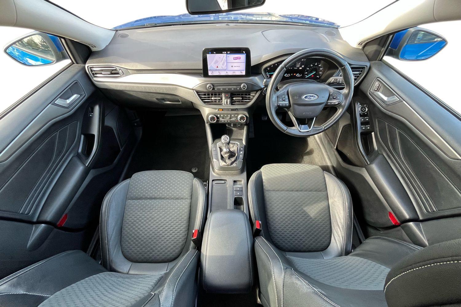 Ford FOCUS Photo 9