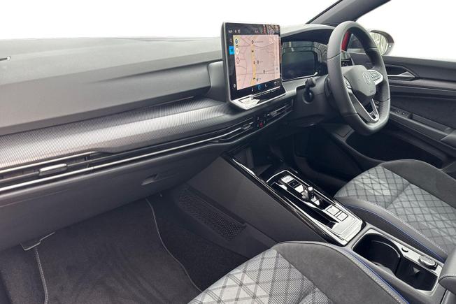 VOLKSWAGEN Golf Photo 2