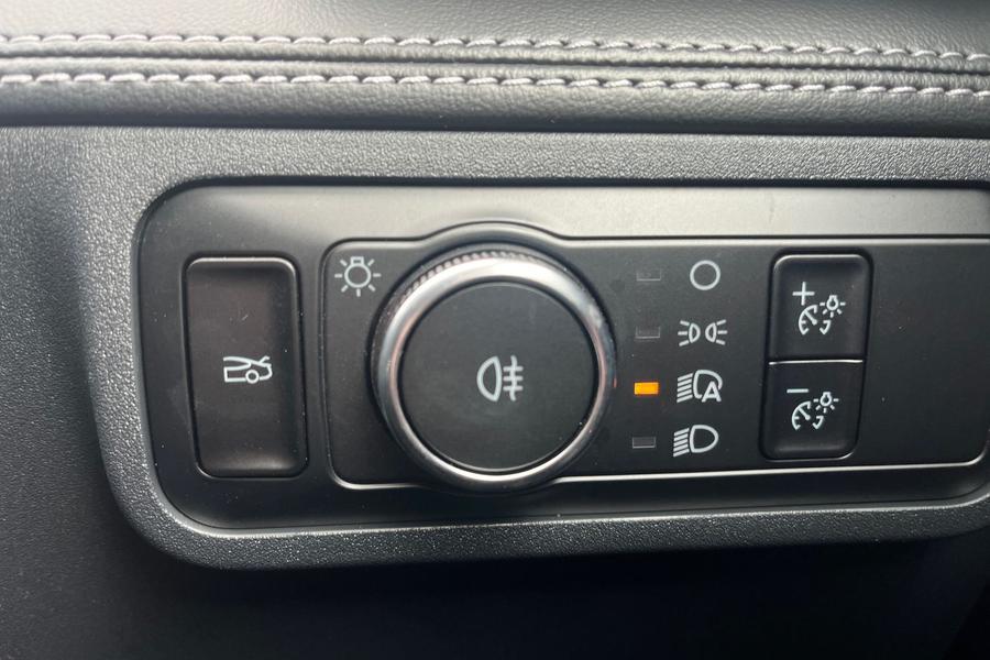 Ford MUSTANG Photo autoimg-29d444e6b4f2fdb6c5aa2bf2edc029fd7d7980da.jpg