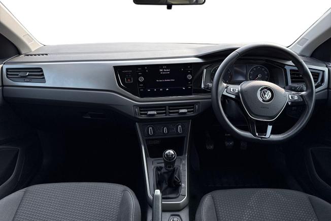 VOLKSWAGEN Polo Photo 10