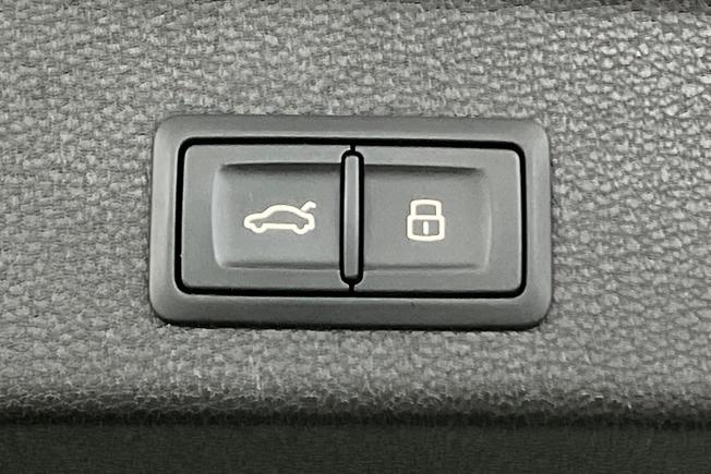 Audi Q3 Photo 32