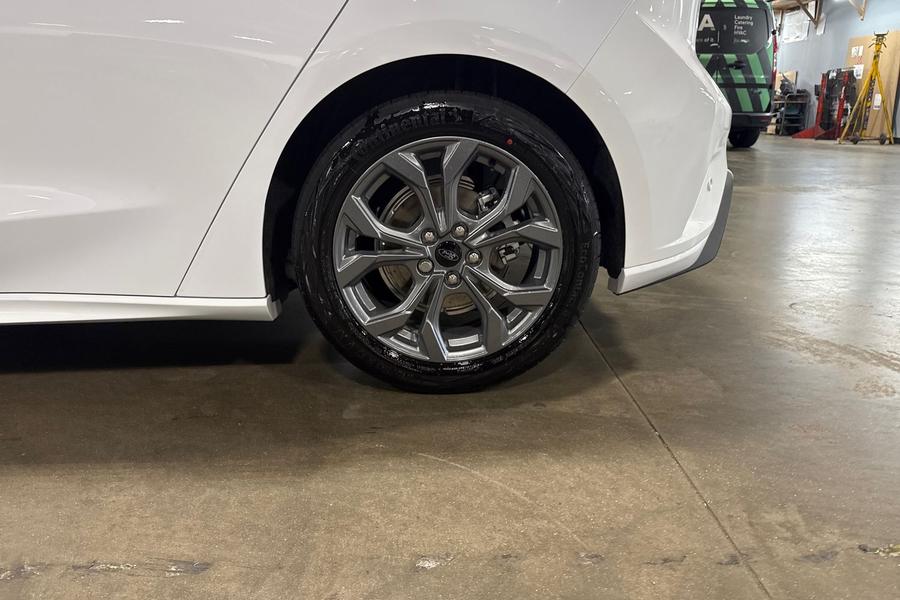 Ford Focus Photo autoimg-29d9ca13165d6722036ed1cc21135d9d53b0bea6.jpg
