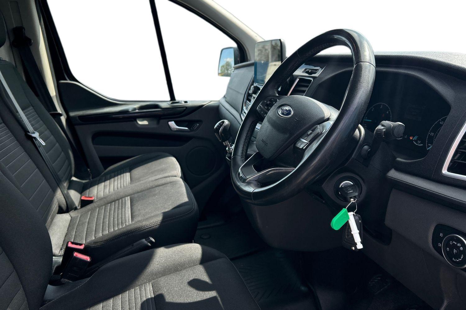 Ford TRANSIT CUSTOM Photo 14