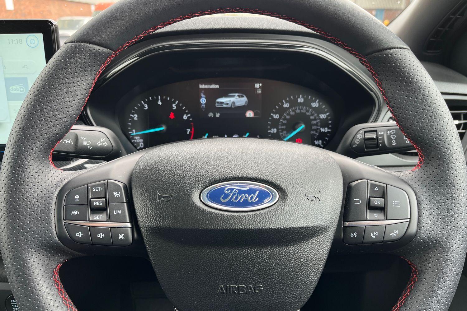Ford Focus Photo 11