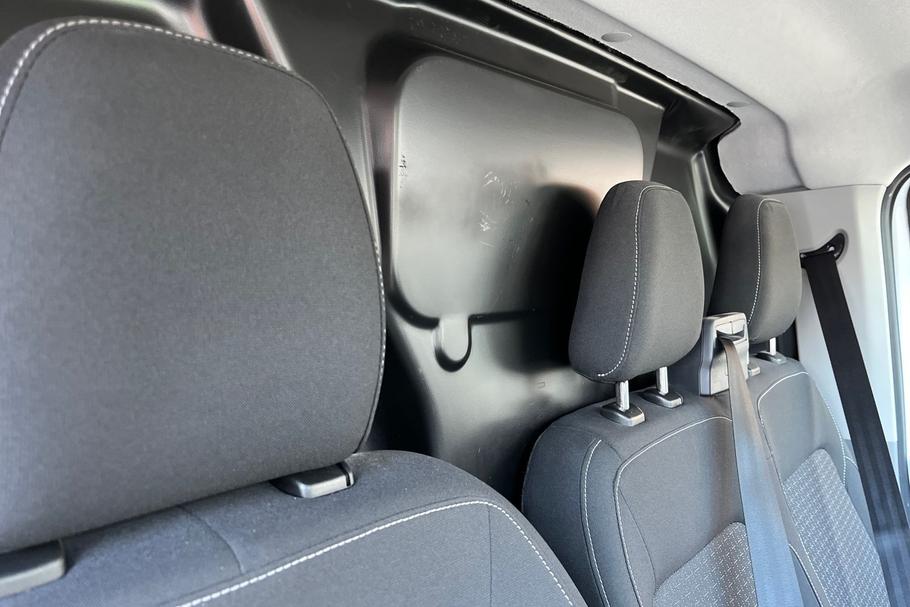 Used Ford TRANSIT CUSTOM EF24AOM 28