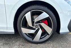 Volkswagen Golf Photo 5