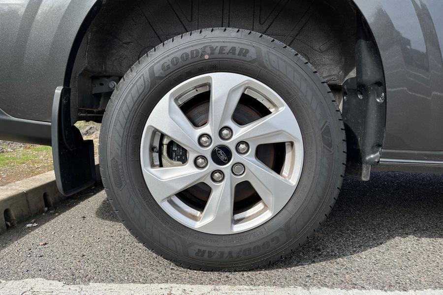 Ford Transit Custom Photo autoimg-29df06e920b928720c60a6f280efc85009c0eb10.jpg