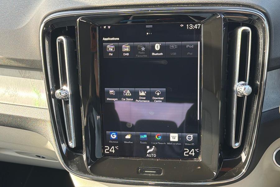 Volvo XC40 Photo autoimg-29e166e42bab59c1f6217e2ba1c68e242ad3371e.jpg