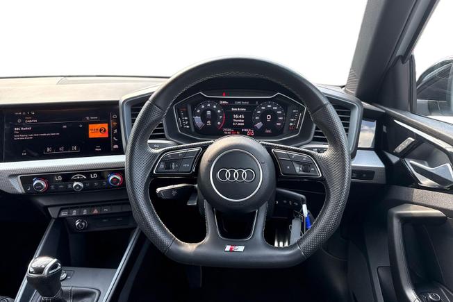 AUDI A1 Photo 11