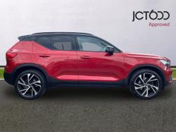 VOLVO XC40 Photo 4