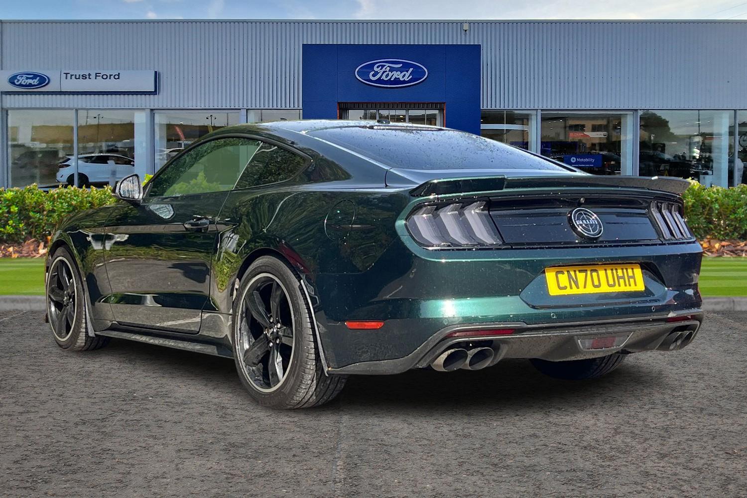 Ford Mustang Photo 1