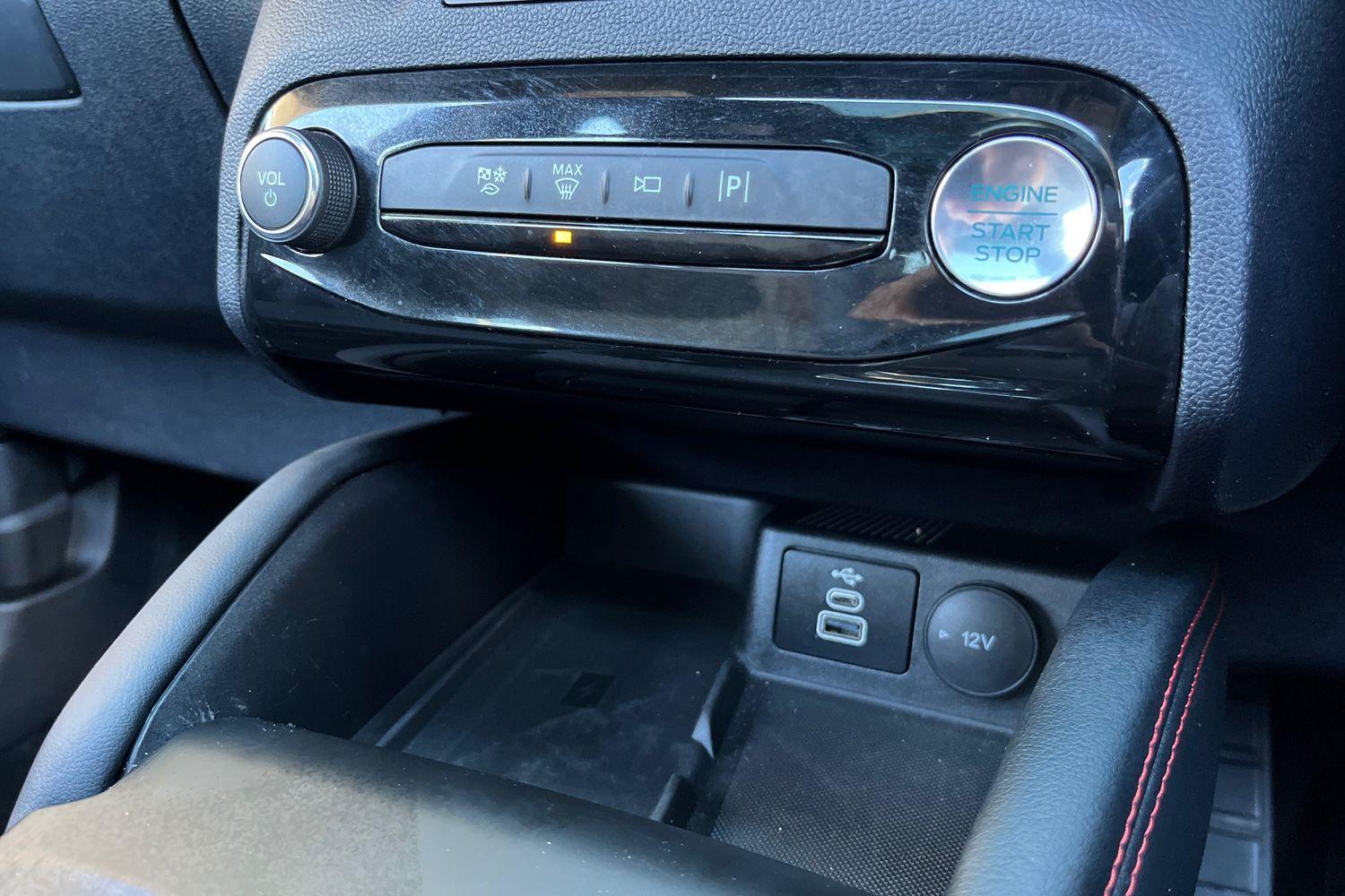 Ford Kuga Photo 33