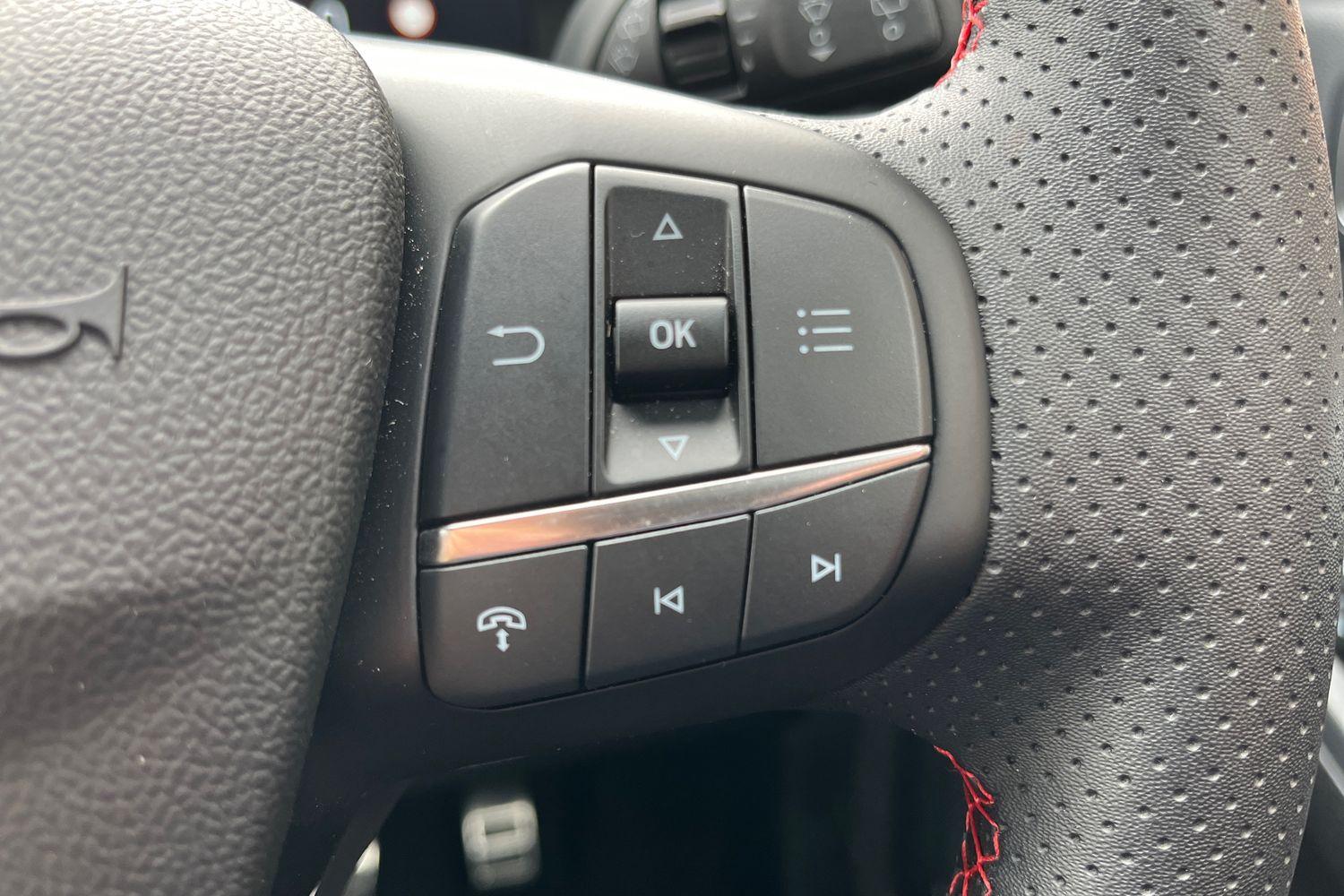 Ford KUGA Photo 34