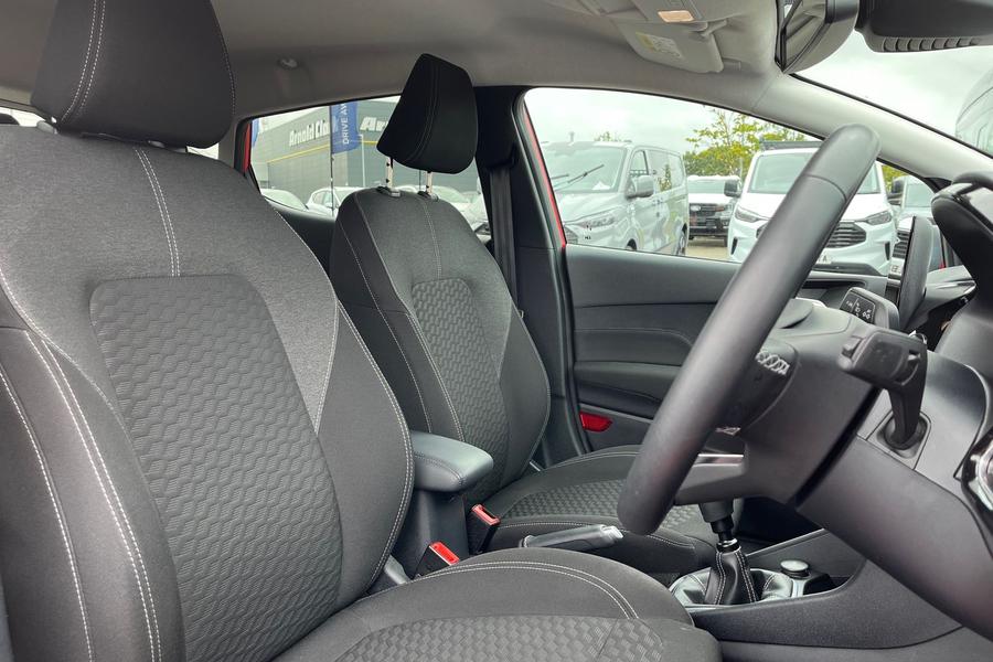 Ford Fiesta Photo autoimg-29e72c7ff924844e6026e2ec0d6a6e8d9eb2ab68.jpg