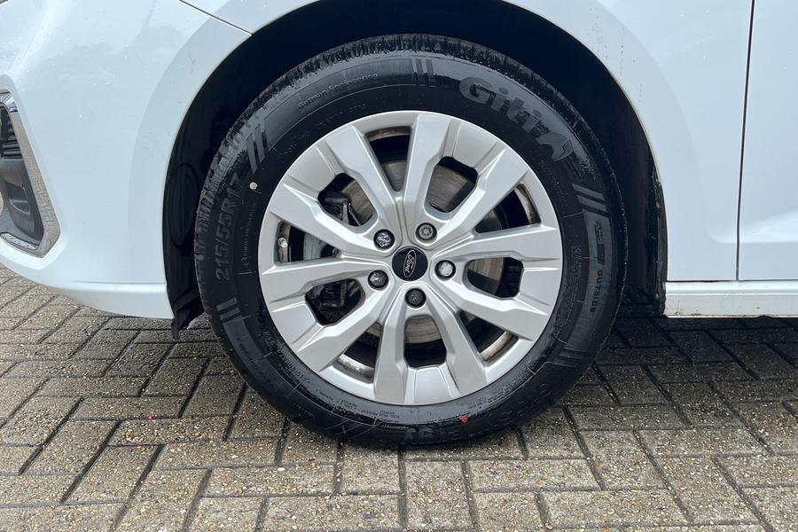 Ford TRANSIT CONNECT Photo autoimg-29ea03aedd5b43f63c26aeeeba78bc3096e0724c.jpg